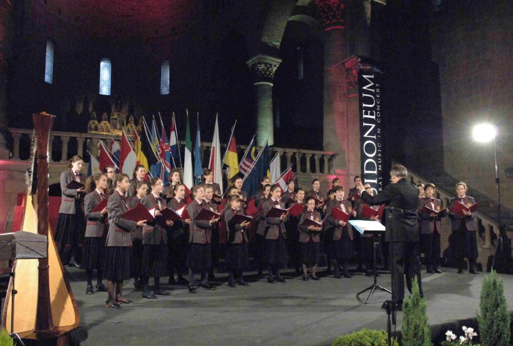 Assegnazione “Guidoneum Award” 2008, conferito al direttore e al coro “alla carriera”, Arezzo, Pieve di Santa Maria